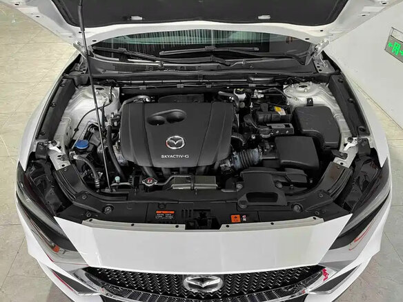 2023 Mazda CX-4 I Рестайлинг, белый, 1800000 рублей - вид 16