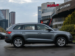 2019 Skoda Kodiaq I, серый, 2498000 рублей, вид 3