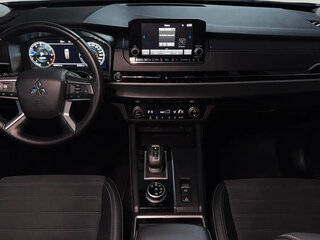 2025 Mitsubishi Outlander IV, белый, 6600206 рублей, вид 5