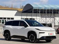 2026 Toyota bZ3X 50 kWh, белый, 2382099 рублей - вид 2