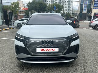 2026 Audi Q4 e-tron I Рестайлинг, белый, 6877700 рублей, вид 3
