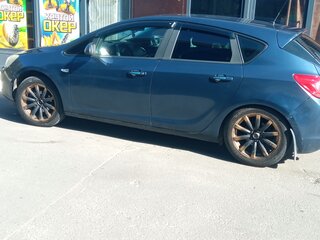 2010 Opel Astra J, синий, 425000 рублей, вид 4