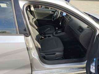 2015 Volkswagen Jetta VI Рестайлинг, серебристый, 750000 рублей, вид 5