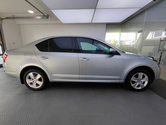 2016 Skoda Octavia III (A7), серебристый, 1269000 рублей - вид 3