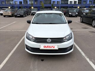 2017 Volkswagen Polo V Рестайлинг, белый, 949000 рублей, вид 1
