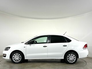 2015 Volkswagen Polo V Рестайлинг, белый, 960000 рублей, вид 2