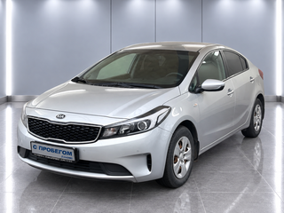 2019 Kia Cerato III Рестайлинг (Classic), серебристый, 1850000 рублей, вид 1