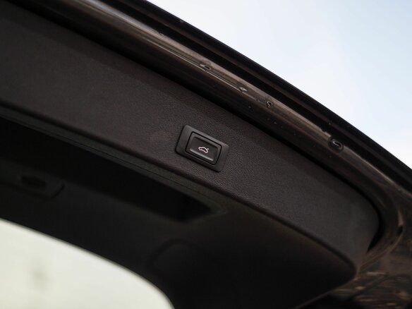 2012 Audi Q5 I (8R) Рестайлинг, чёрный, 1699000 рублей - вид 15