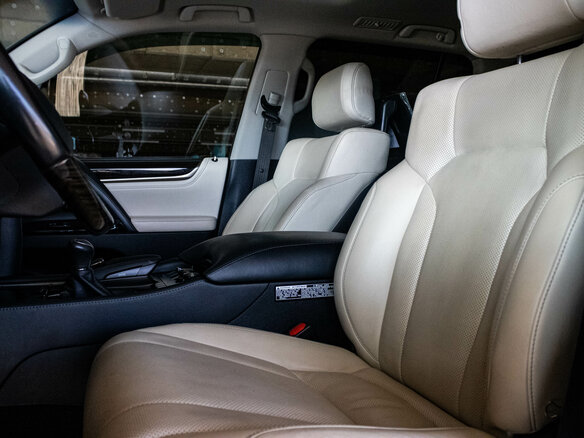 2017 Lexus LX 570 III Рестайлинг 2, белый - вид 8