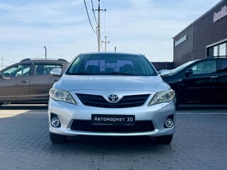 2010 Toyota Corolla X (E140, E150) Рестайлинг, серебристый, 949990 рублей, вид 2