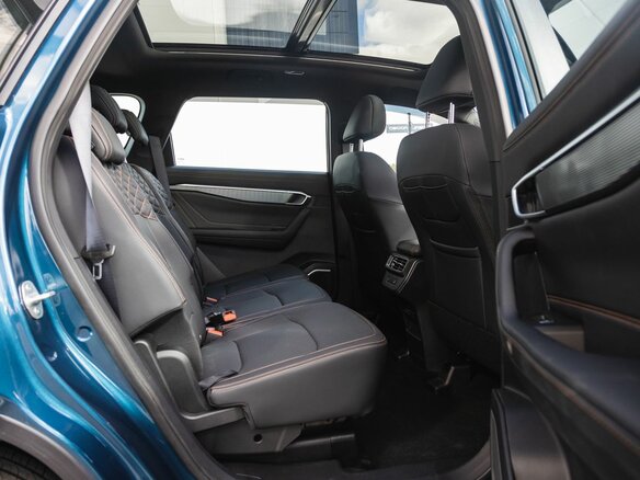 2026 Geely Okavango I Рестайлинг, синий, 4045990 рублей - вид 12