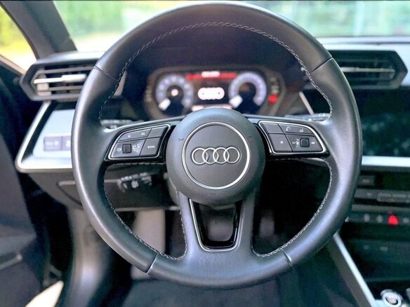2023 Audi A3 Sportback 35 TFSI IV (8Y), зелёный, 2163000 рублей - вид 19