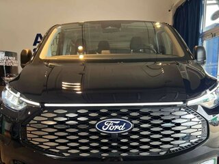 2026 Ford Tourneo Custom SWB II, чёрный, 4530000 рублей, вид 3