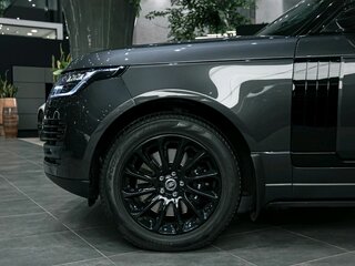 2020 Land Rover Range Rover IV Рестайлинг, серый, 9249900 рублей, вид 4