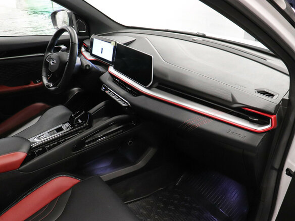 2024 Geely Coolray I Рестайлинг, белый, 2297000 рублей - вид 9
