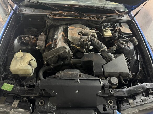 1998 BMW 3 серии 318i III (E36), синий, 1000000 рублей - вид 17
