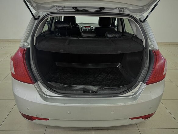 2010 Kia Ceed I Рестайлинг, серебристый, 520000 рублей - вид 8