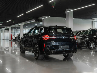 2026 BMW X3 Long 30L xDrive IV (G45/G48), чёрный, 7300000 рублей, вид 4