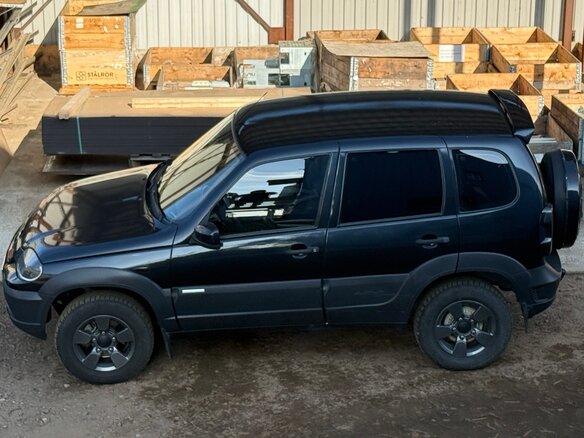 2012 Chevrolet Niva I Рестайлинг, чёрный, 470000 рублей - вид 4