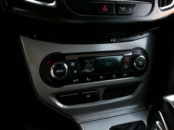 2013 Ford Focus III, серый, 829000 рублей - вид 14