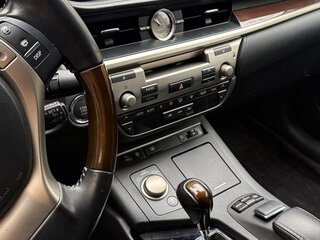 2014 Lexus ES 250 VI, чёрный, 2000000 рублей, вид 4