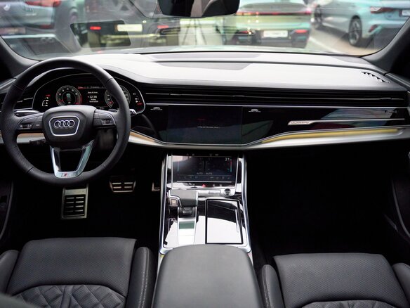 2025 Audi Q8 55 TFSI I (4M) Рестайлинг, серый, 13250000 рублей - вид 15