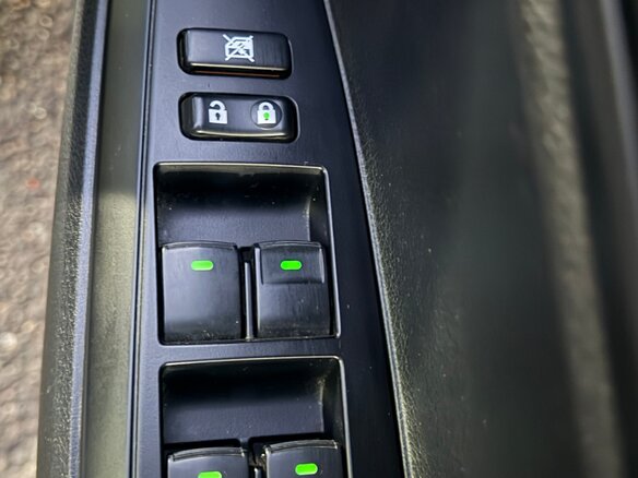 2015 Toyota Corolla Axio XI (E160, E170, E180), белый, 1100000 рублей - вид 38