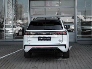 2026 Volkswagen Teramont Pro II (China Market), белый, 6099900 рублей, вид 4