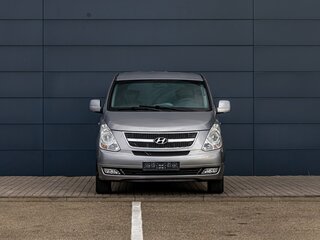2011 Hyundai Grand Starex I, серый, 1855000 рублей, вид 2