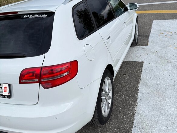 2011 Audi A3 II (8P) Рестайлинг 2, белый, 900000 рублей - вид 8