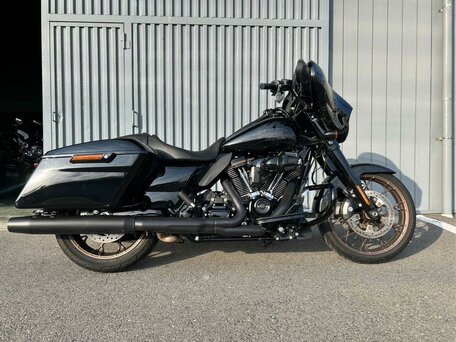 2022 Harley-Davidson Street Glide, чёрный, 2250000 рублей, вид 3