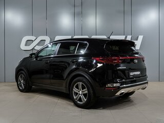 2020 Kia Sportage IV Рестайлинг, чёрный, 2149000 рублей, вид 2
