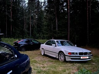 1998 BMW 7 серии 735i III (E38), белый, 300000 рублей, вид 5