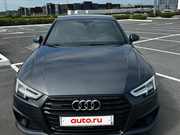 2019 Audi A4 V (B9), серый, 3200000 рублей - вид 1