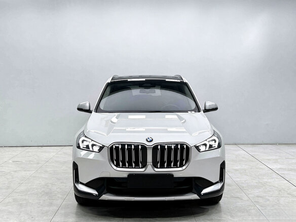 2023 BMW X1 Long 20Li sDrive III (U11/U12), белый, 2903000 рублей - вид 2