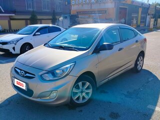 2012 Hyundai Solaris I, бежевый, 560000 рублей, вид 1