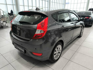2011 Hyundai Solaris I, серый, 530000 рублей, вид 5