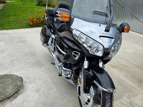 2006 Honda GL 1800 Gold Wing, чёрный, 1200000 рублей, вид 1