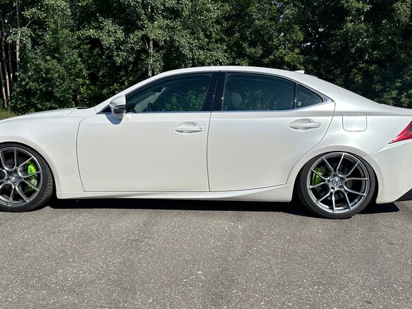 2018 Lexus IS 300 III Рестайлинг, белый, 3750000 рублей - вид 19