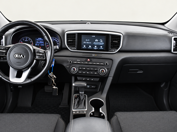 2018 Kia Sportage IV Рестайлинг, белый, 1850000 рублей - вид 4