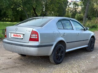 2006 Skoda Octavia I (A4) Рестайлинг, серебристый, 200000 рублей, вид 4