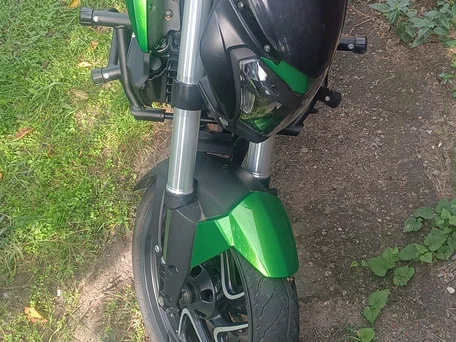2021 Bajaj Dominar 400, зелёный, 390000 рублей, вид 2