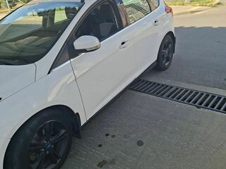 2011 Ford Focus III, белый, 550000 рублей, вид 3