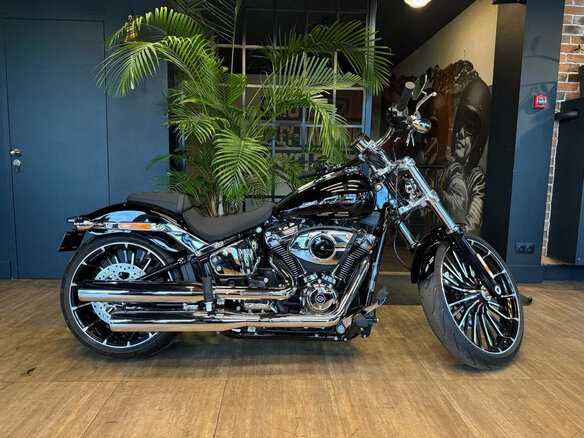 2025 Harley-Davidson Breakout, чёрный, 3600000 рублей - вид 5