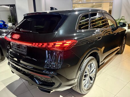 2026 Audi Q5 40 TFSI III (GU), чёрный, 5890000 рублей, вид 5