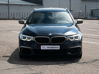 2018 BMW 5 серии M550d xDrive VII (G30/G31/G38), чёрный, 3956335 рублей, вид 2