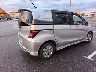 2011 Honda Freed I Рестайлинг, серый, 970000 рублей, вид 5
