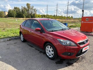 2008 Ford Focus II Рестайлинг, красный, 420000 рублей, вид 3