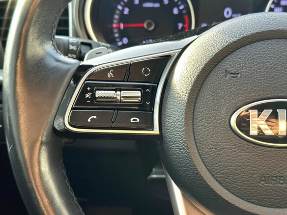 2021 Kia XCeed I, серый, 1630000 рублей - вид 17