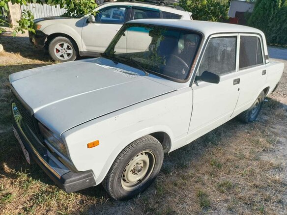 2008 Lada (ВАЗ) 2107, белый, 115000 рублей